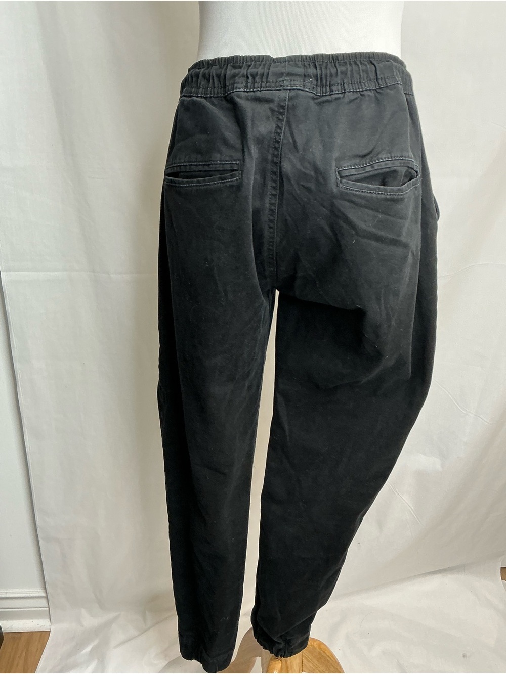 2224 - Bluenotes Black Men's Drawstring Jogger Pants - Picture 4 of 8